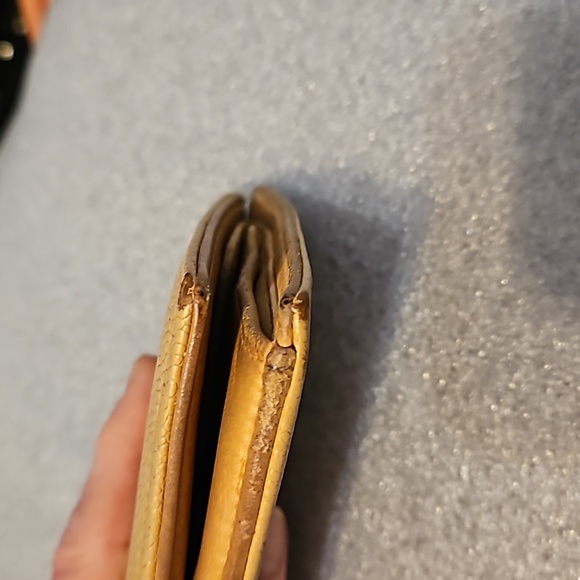 COPY - Chanel bifold wallet - Picture 8 of 16